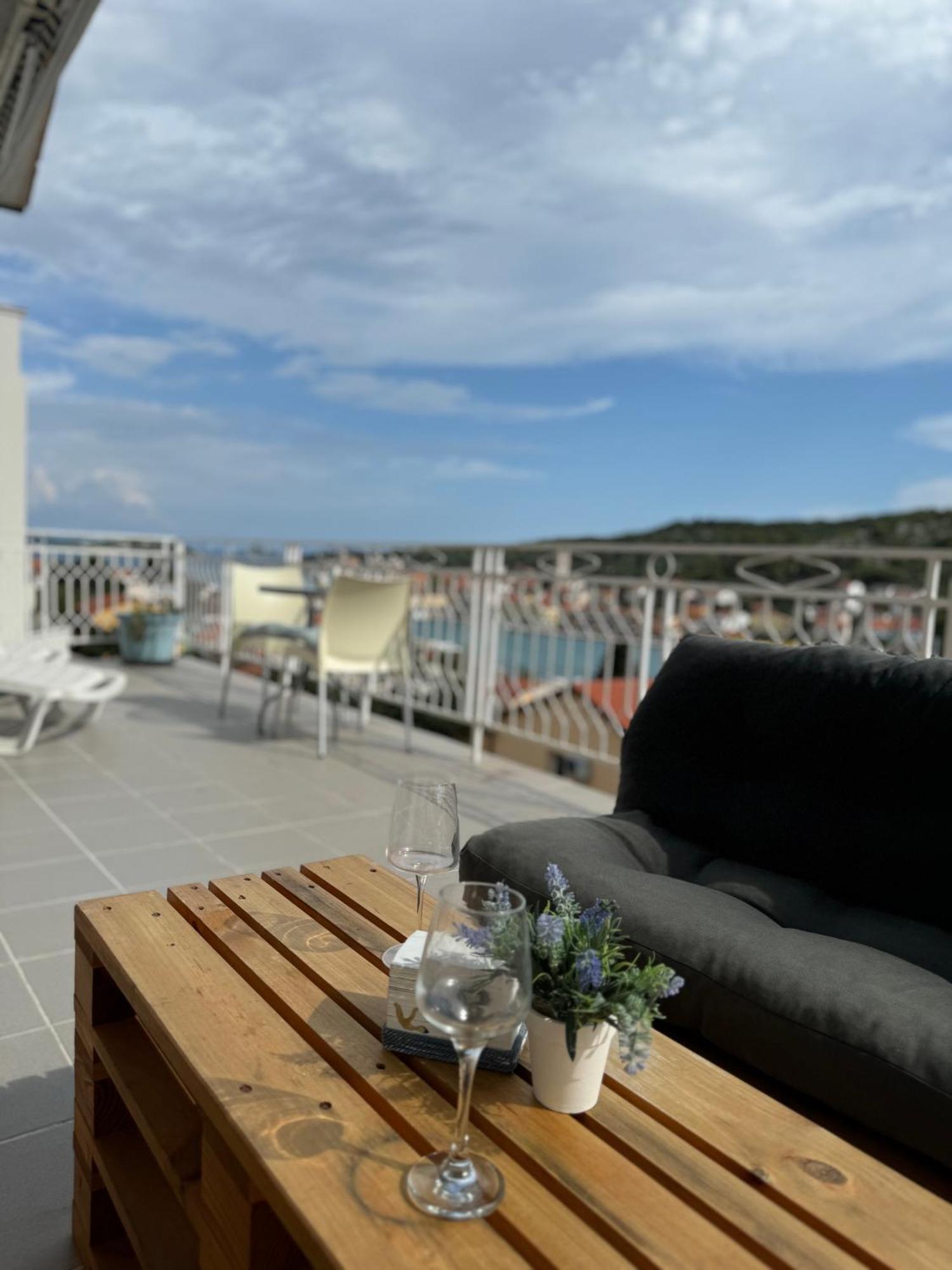Marina Apartmani Tisno Murter Extérieur photo