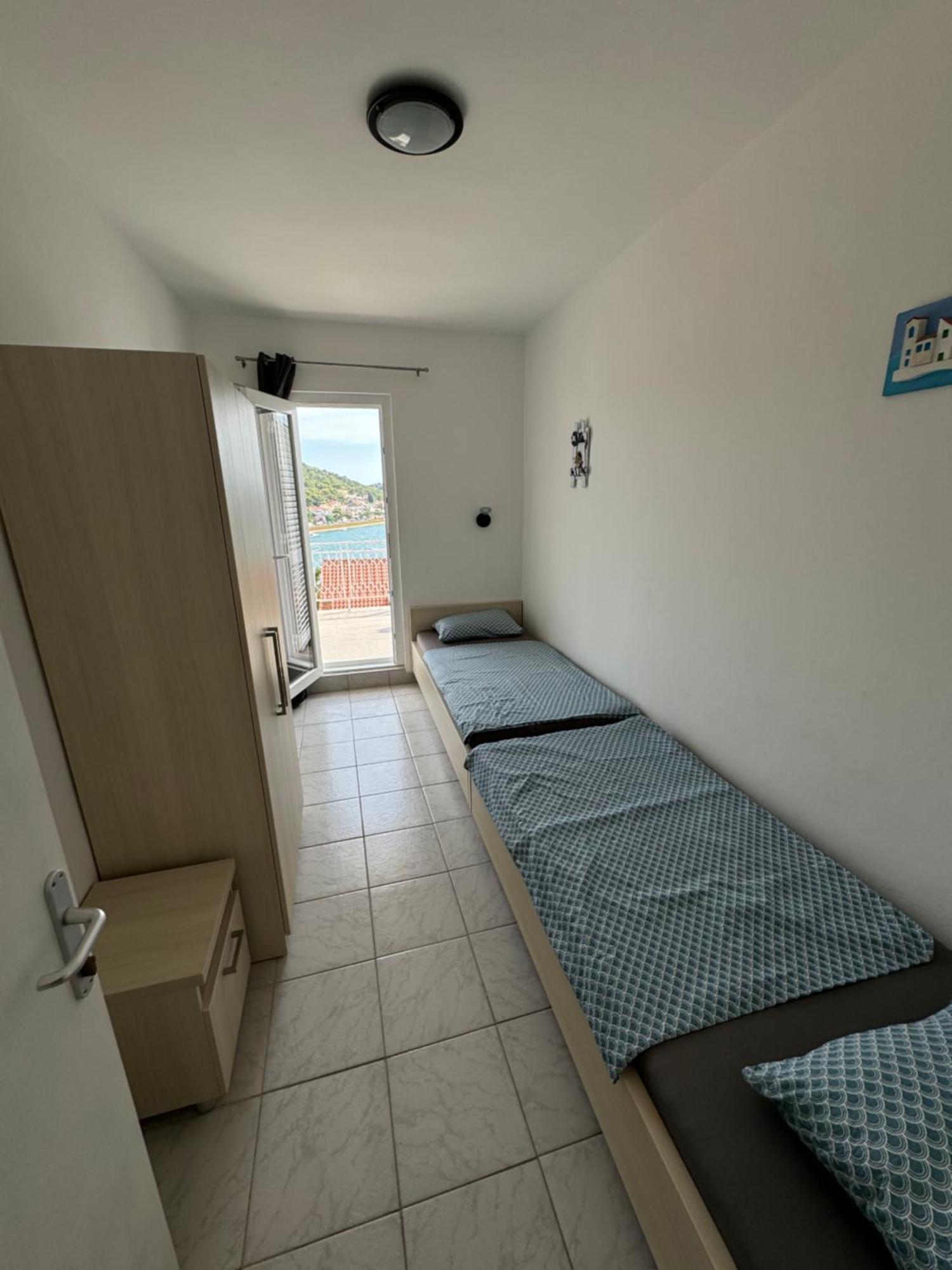 Marina Apartmani Tisno Murter Extérieur photo